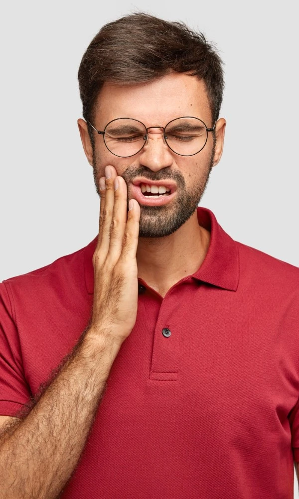 Main In Red Tshirt With Gum Disease Gingivitis Pain